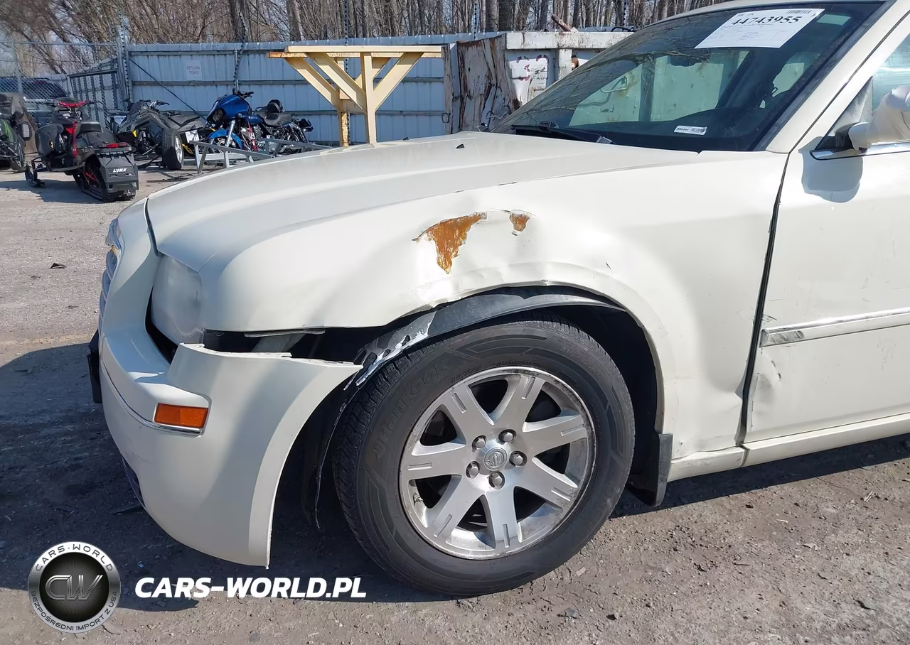 2007 Chrysler 300 VIN:2C3KA53G17H659436 - 6