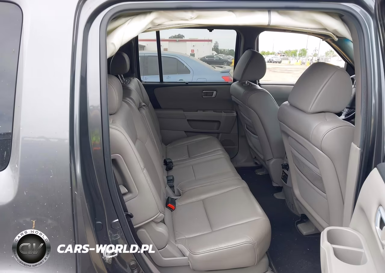 2011 Honda Pilot Touring VIN:5FNYF4H95BB090634 - 8
