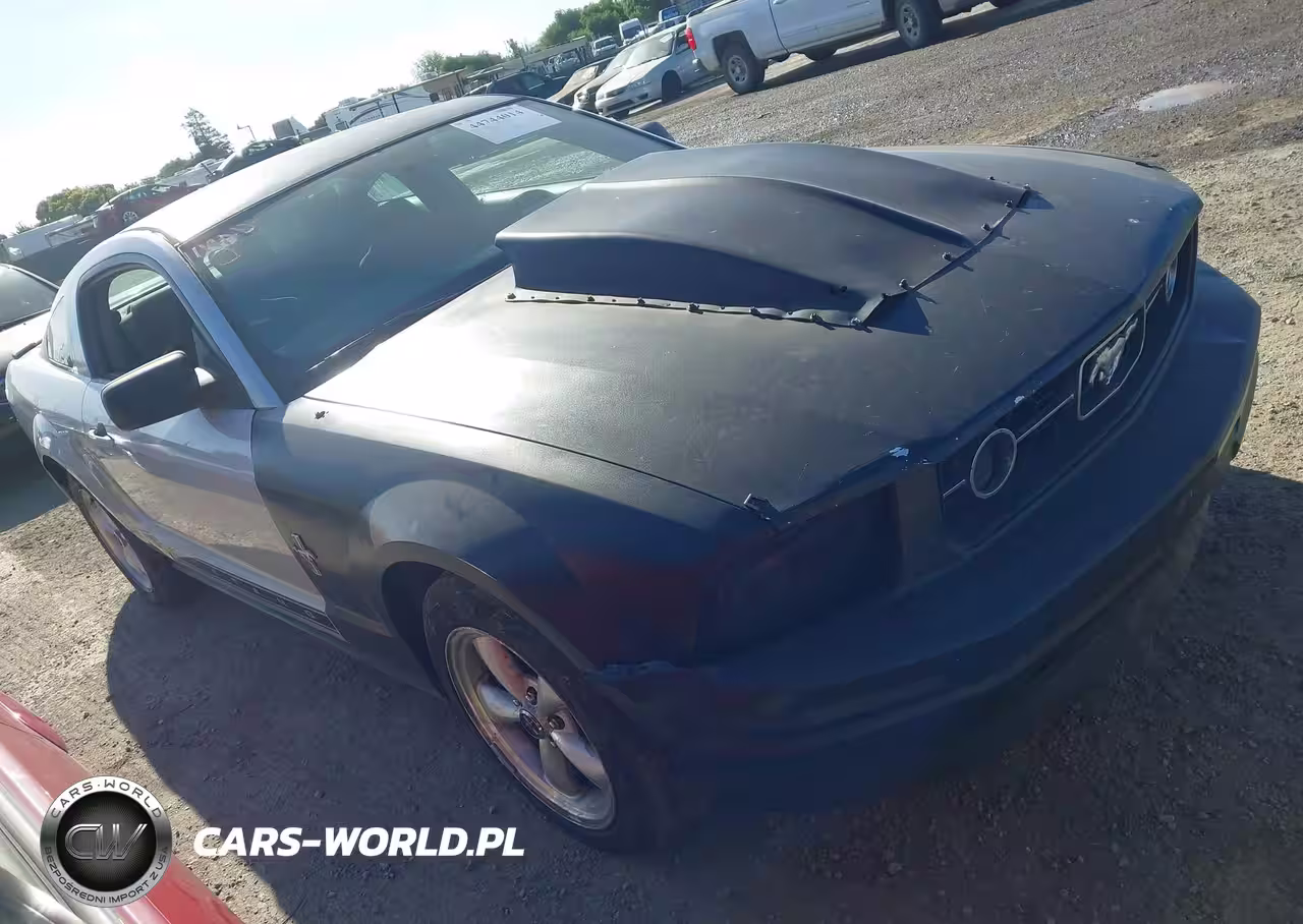 2007 Ford Mustang V6 Deluxe-V6 Premium