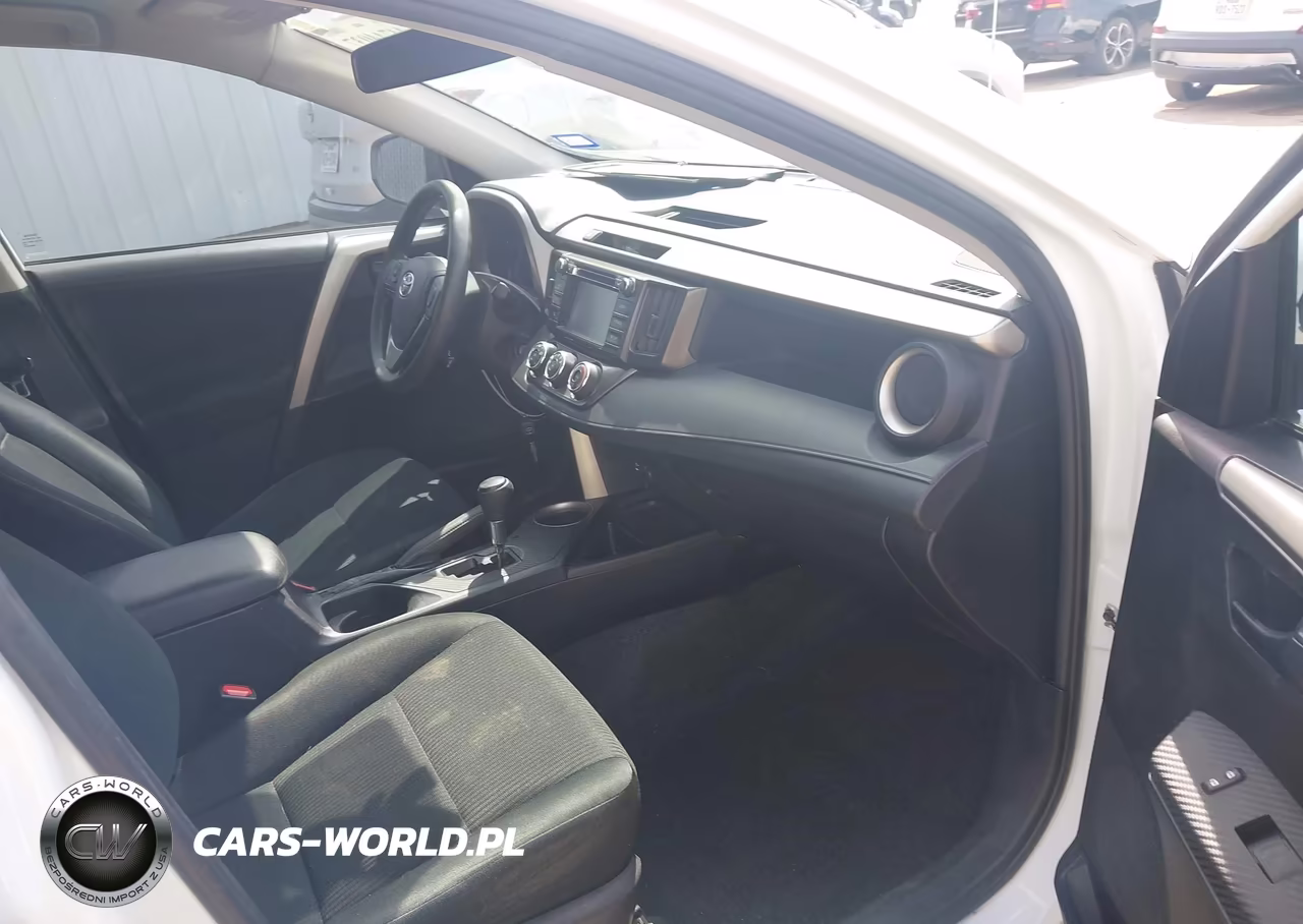 2015 Toyota Rav4 Le VIN:2T3BFREV1FW392460 - 5