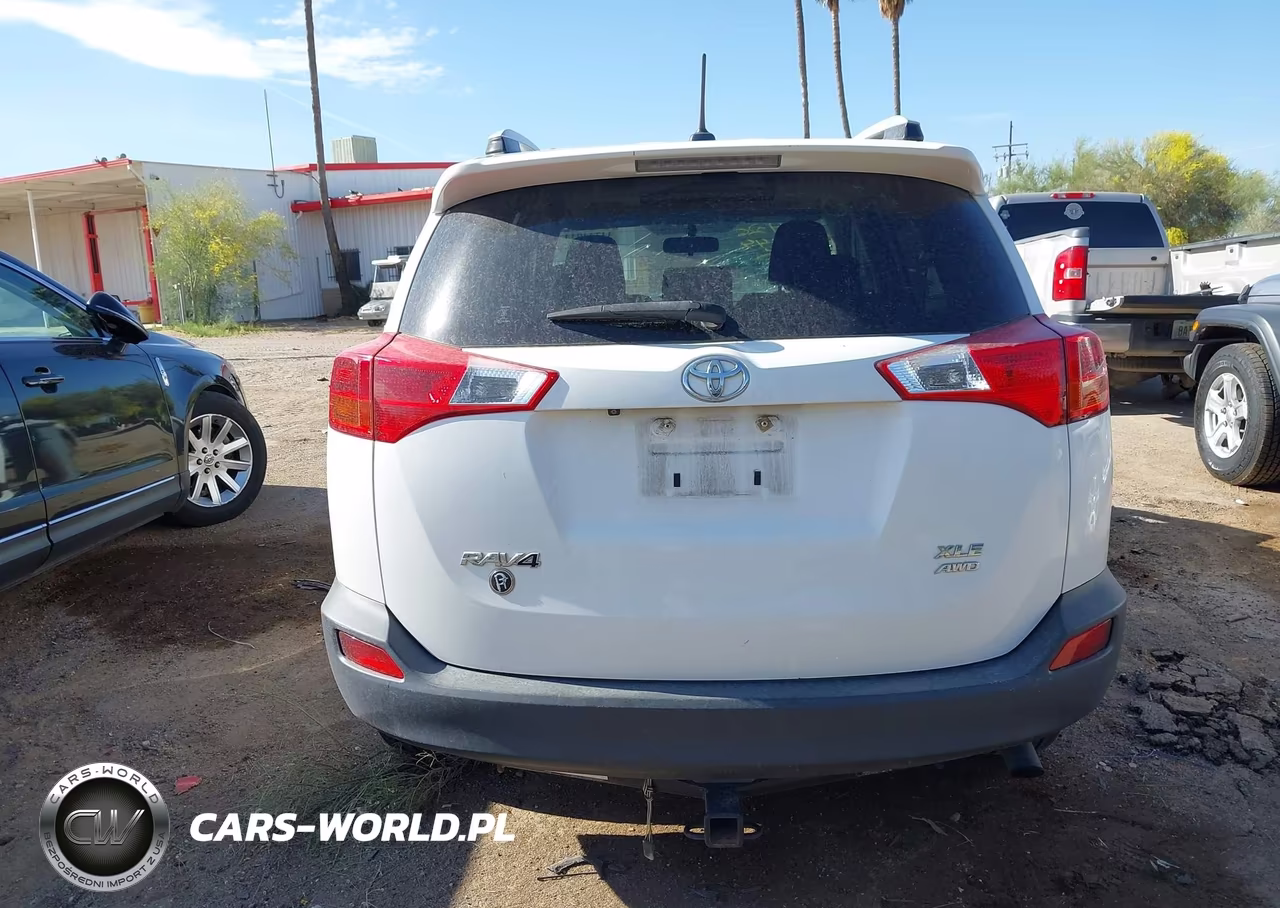 2015 Toyota Rav4 Xle VIN:JTMRFREV4FD109982 - 16
