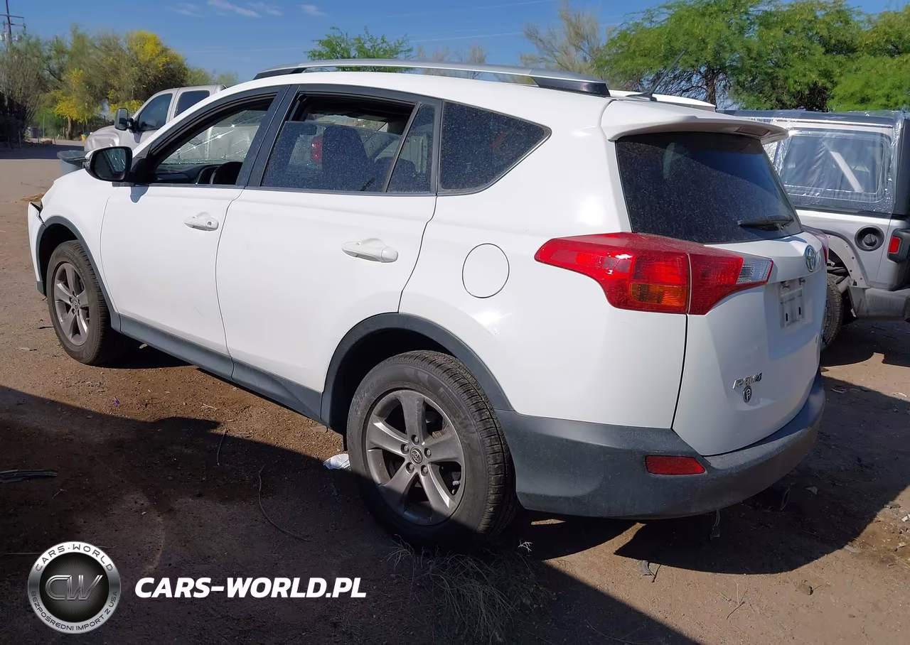 2015 Toyota Rav4 Xle VIN:JTMRFREV4FD109982 - 3