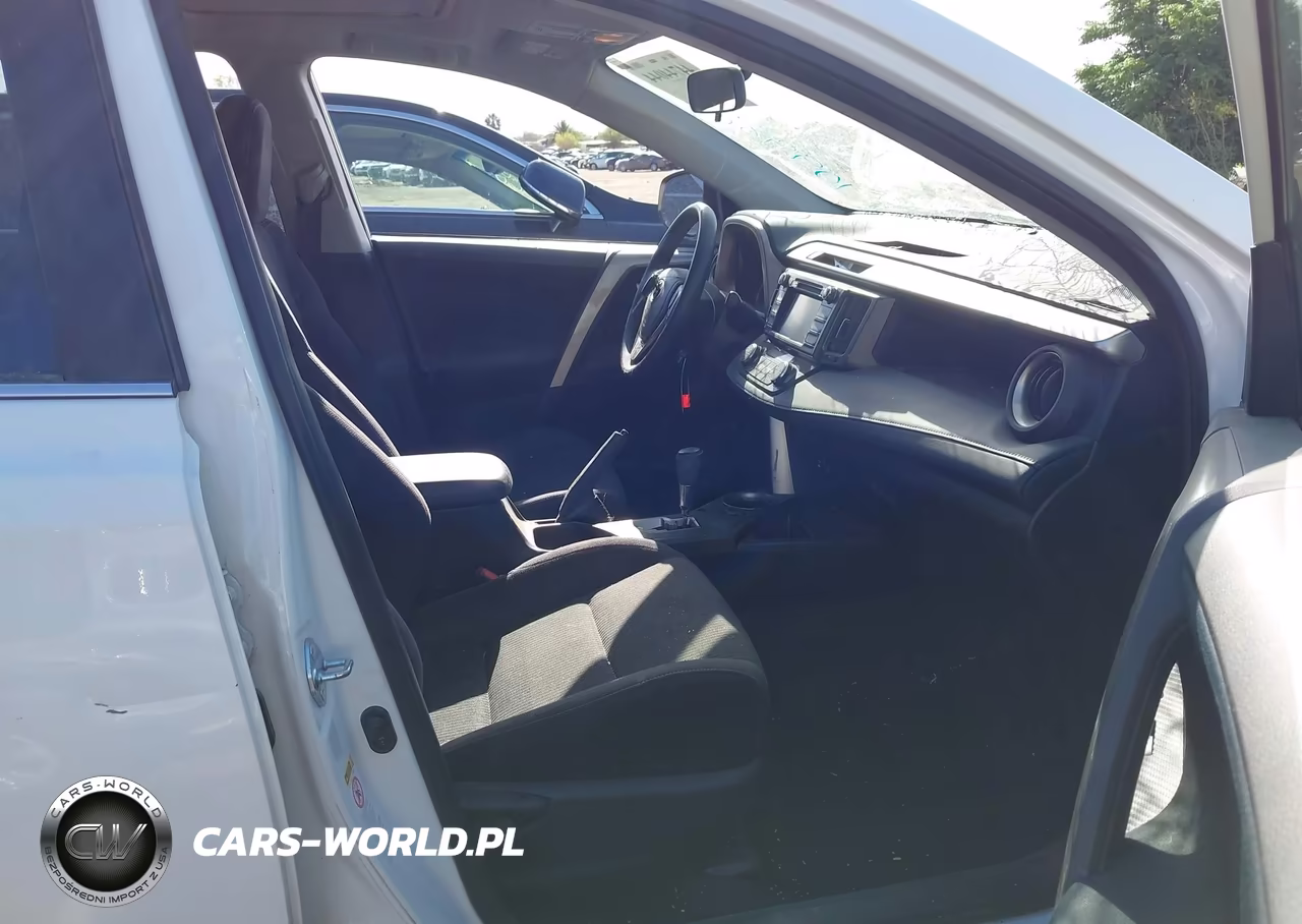 2015 Toyota Rav4 Xle VIN:JTMRFREV4FD109982 - 5