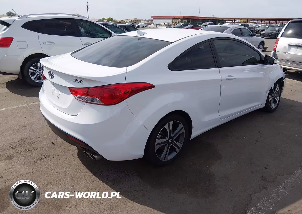 2013 Hyundai Elantra Se VIN:KMHDH6AE7DU001549 - 4