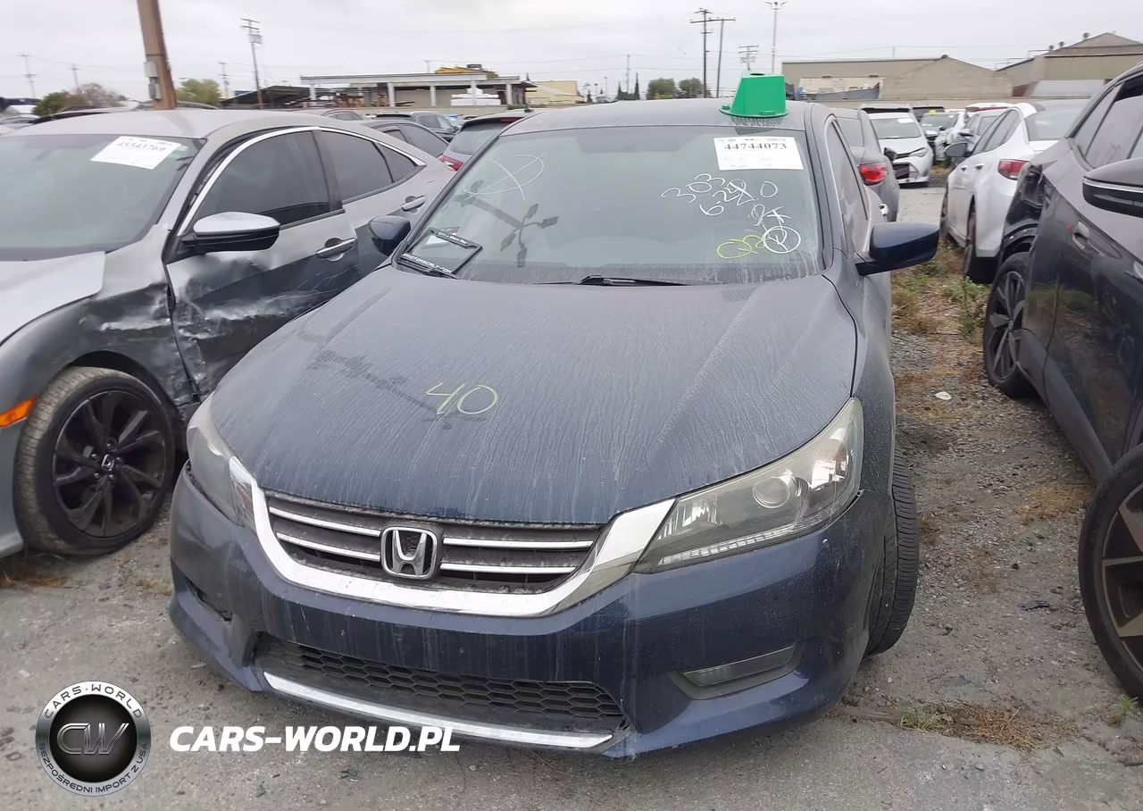 2015 Honda Accord Sport VIN:1HGCR2F50FA076159 - 12