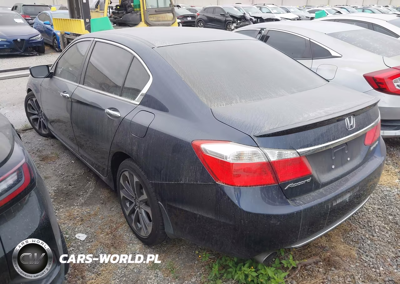 2015 Honda Accord Sport VIN:1HGCR2F50FA076159 - 3