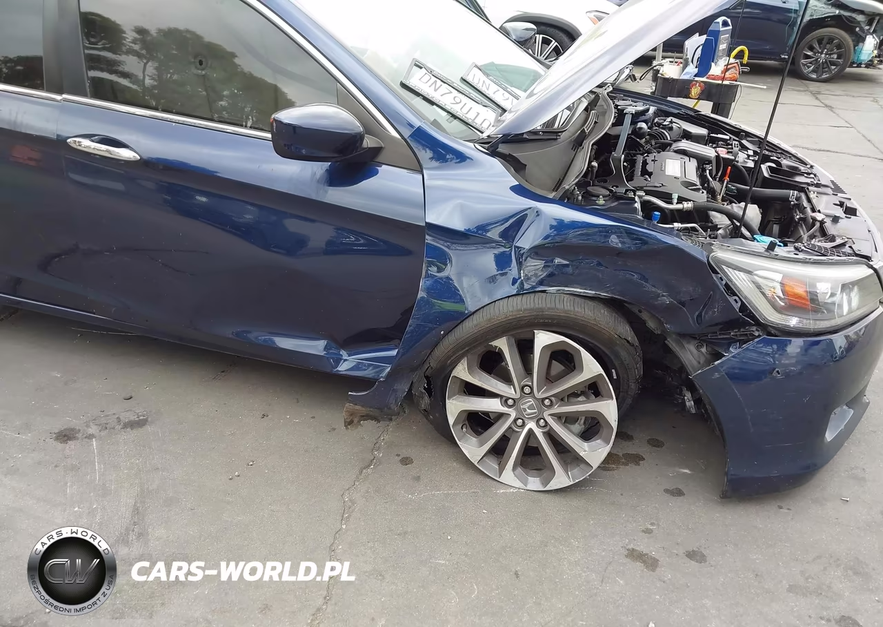 2015 Honda Accord Sport VIN:1HGCR2F50FA076159 - 6