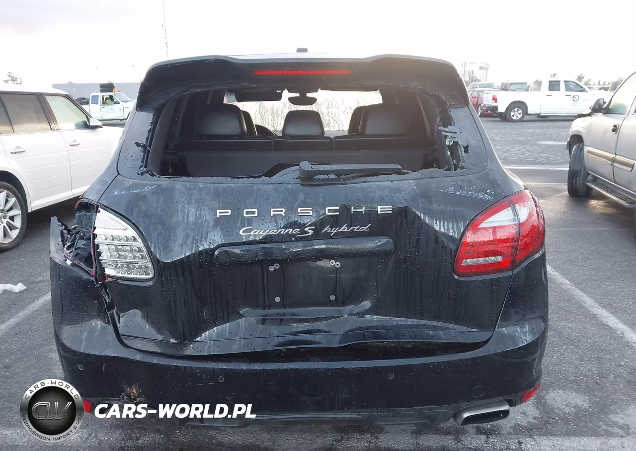 2012 Porsche Cayenne Hybrid S VIN:WP1AE2A25CLA92452 - 16