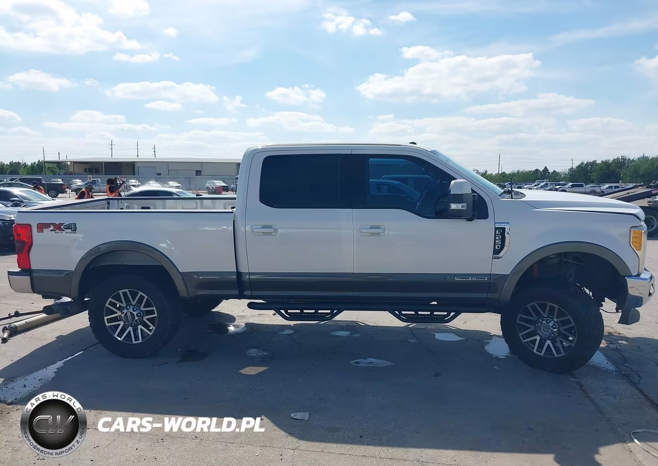 2017 Ford F-250 Lariat VIN:1FT7W2BT0HEE00932 - 14