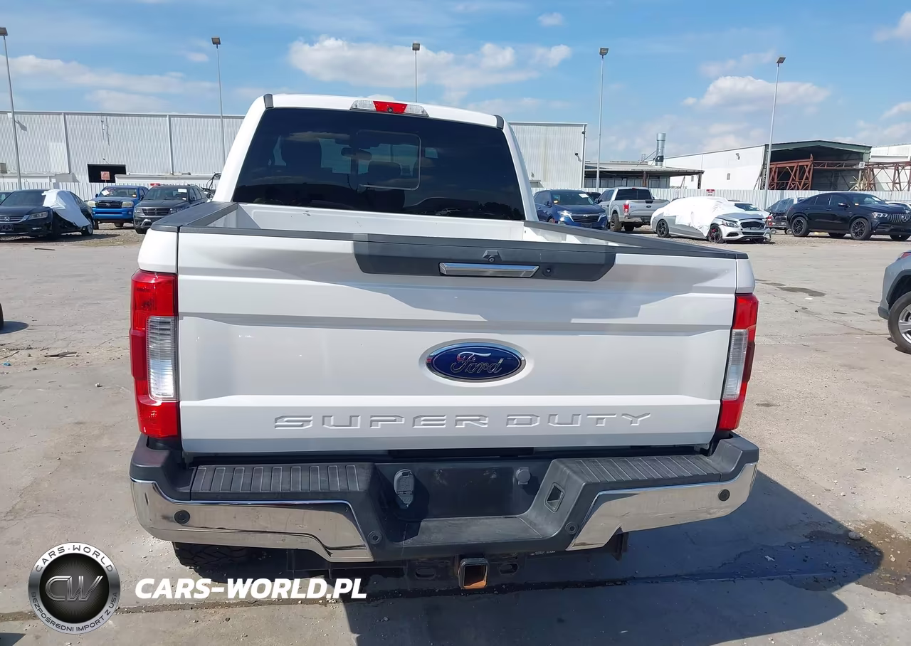 2017 Ford F-250 Lariat VIN:1FT7W2BT0HEE00932 - 17