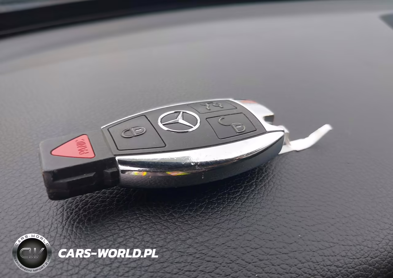 2016 Mercedes-Benz C 300 VIN:55SWF4JB4GU143639 - 11