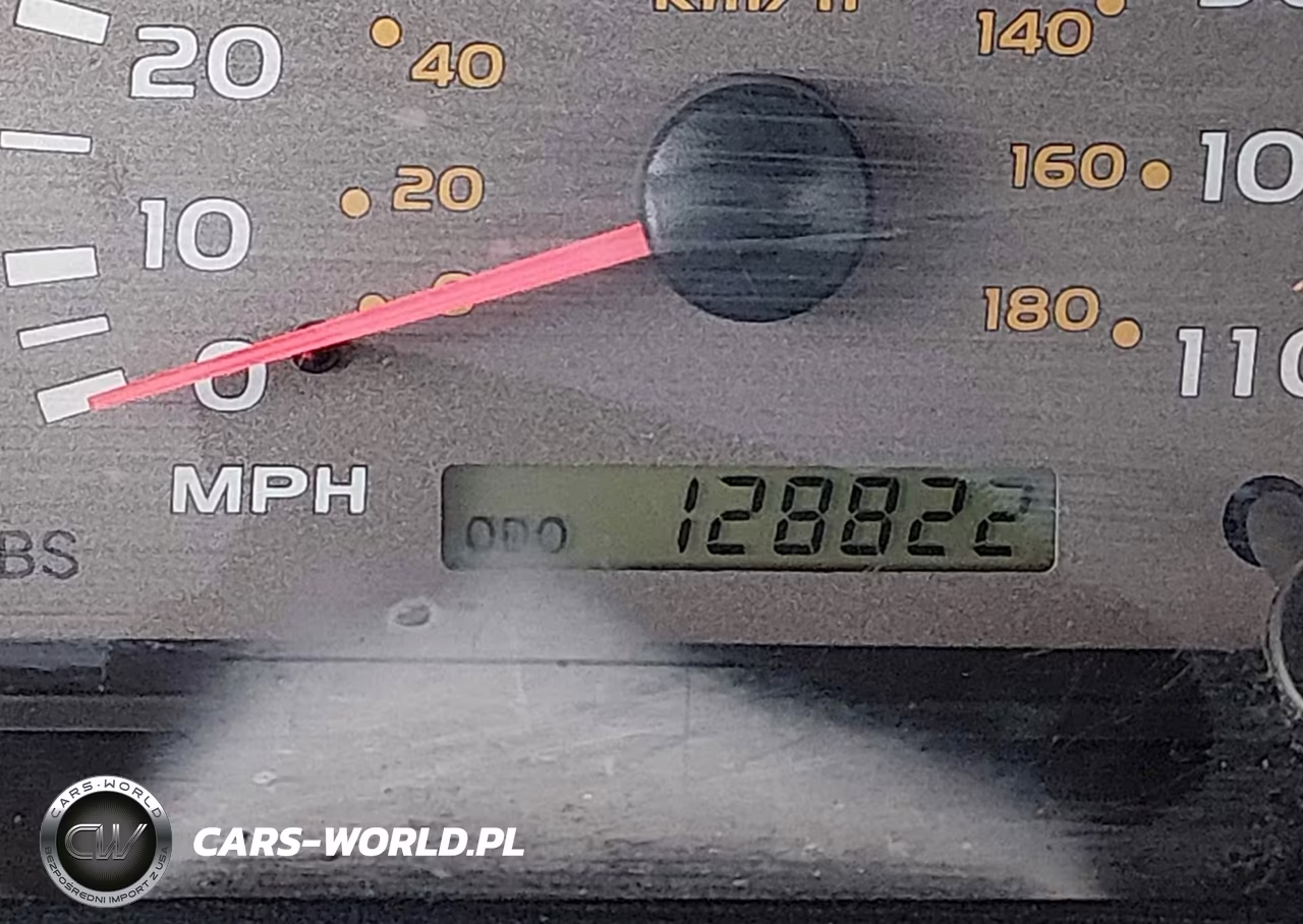 2003 Toyota Sequoia Limited V8 VIN:5TDBT48AX3S174163 - 15