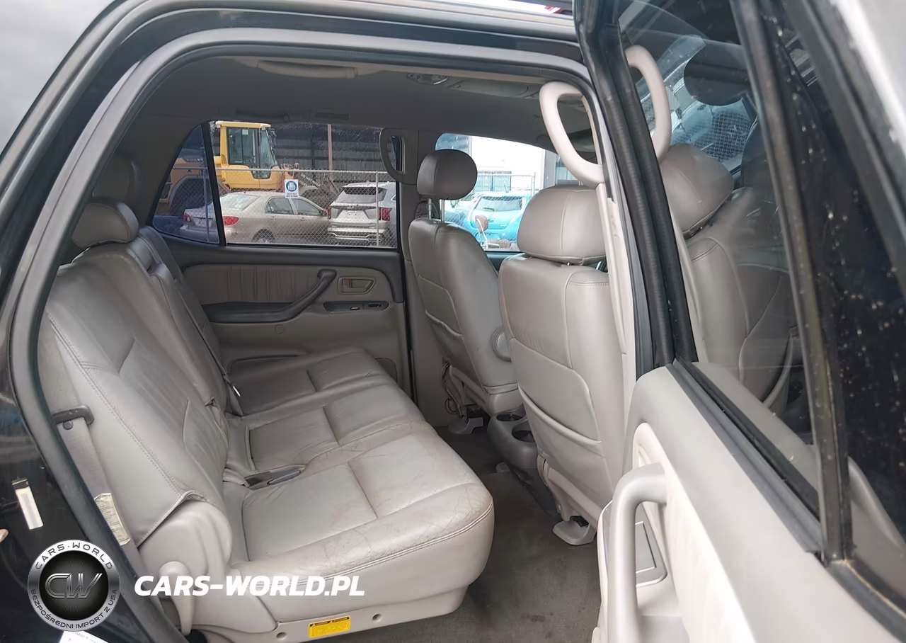 2003 Toyota Sequoia Limited V8 VIN:5TDBT48AX3S174163 - 8