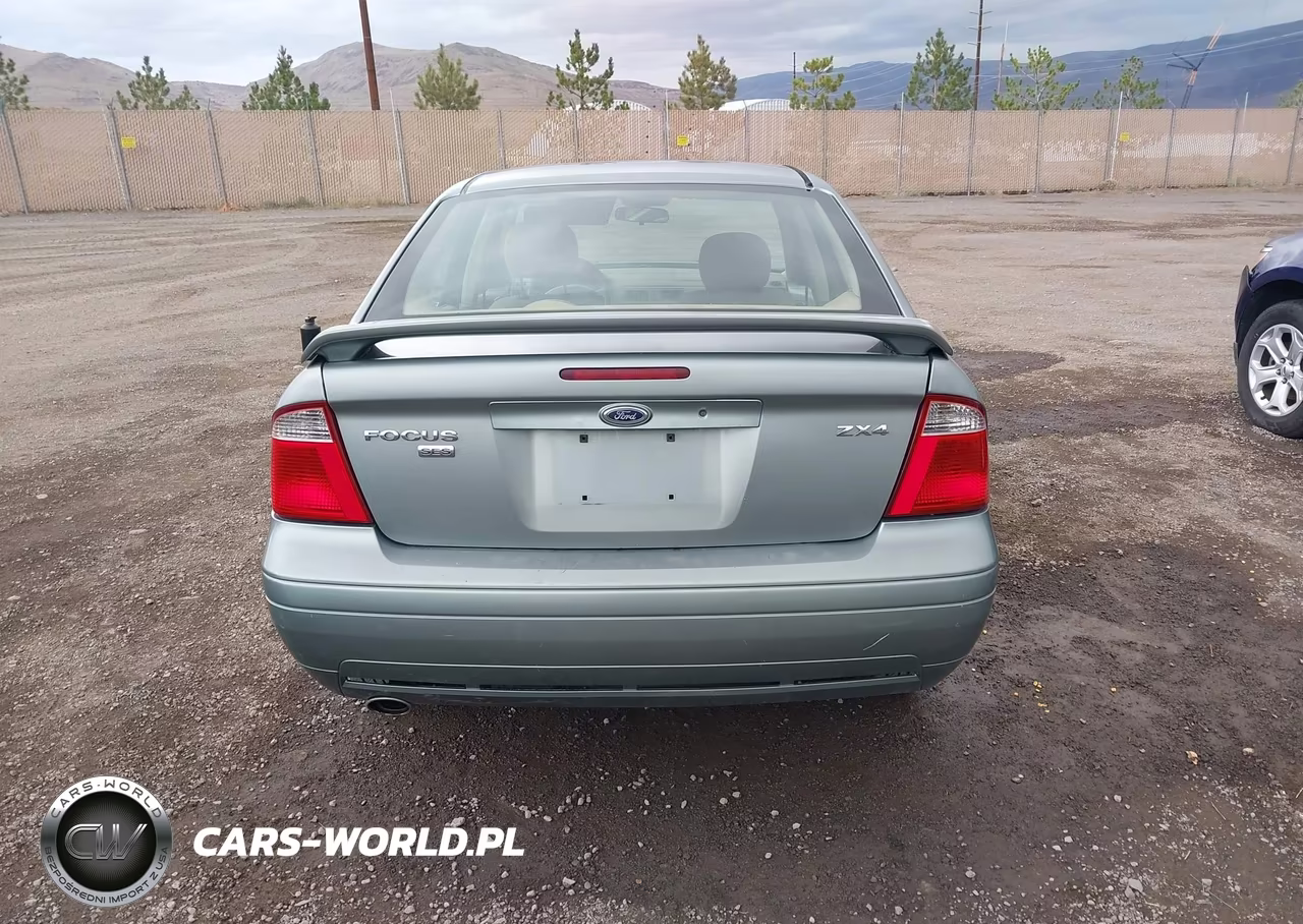 2005 Ford Focus Zx4 VIN:1FAHP34N35W306609 - 16
