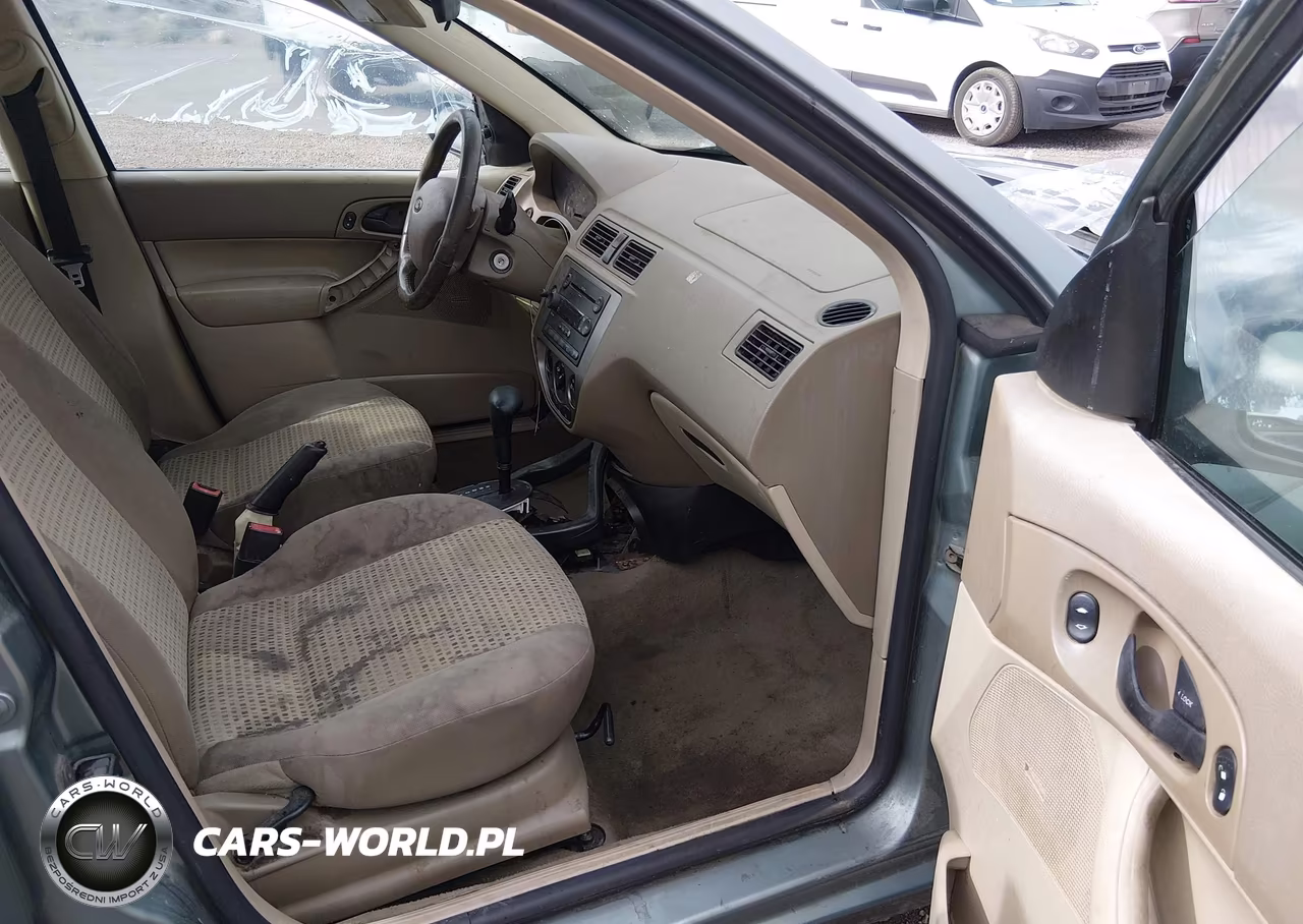 2005 Ford Focus Zx4 VIN:1FAHP34N35W306609 - 5