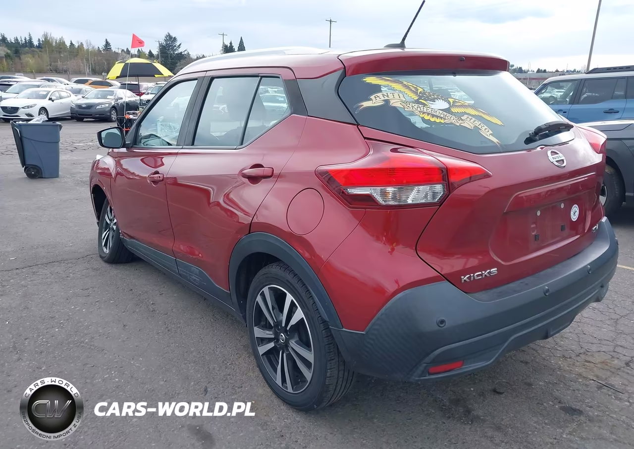 2020 Nissan Kicks Sv Xtronic Cvt VIN:3N1CP5CV1LL477561 - 3