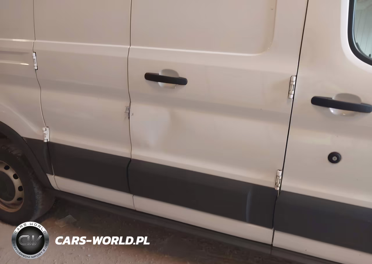2018 Ford Transit-150 VIN:1FTYE1ZM7JKB56221 - 6