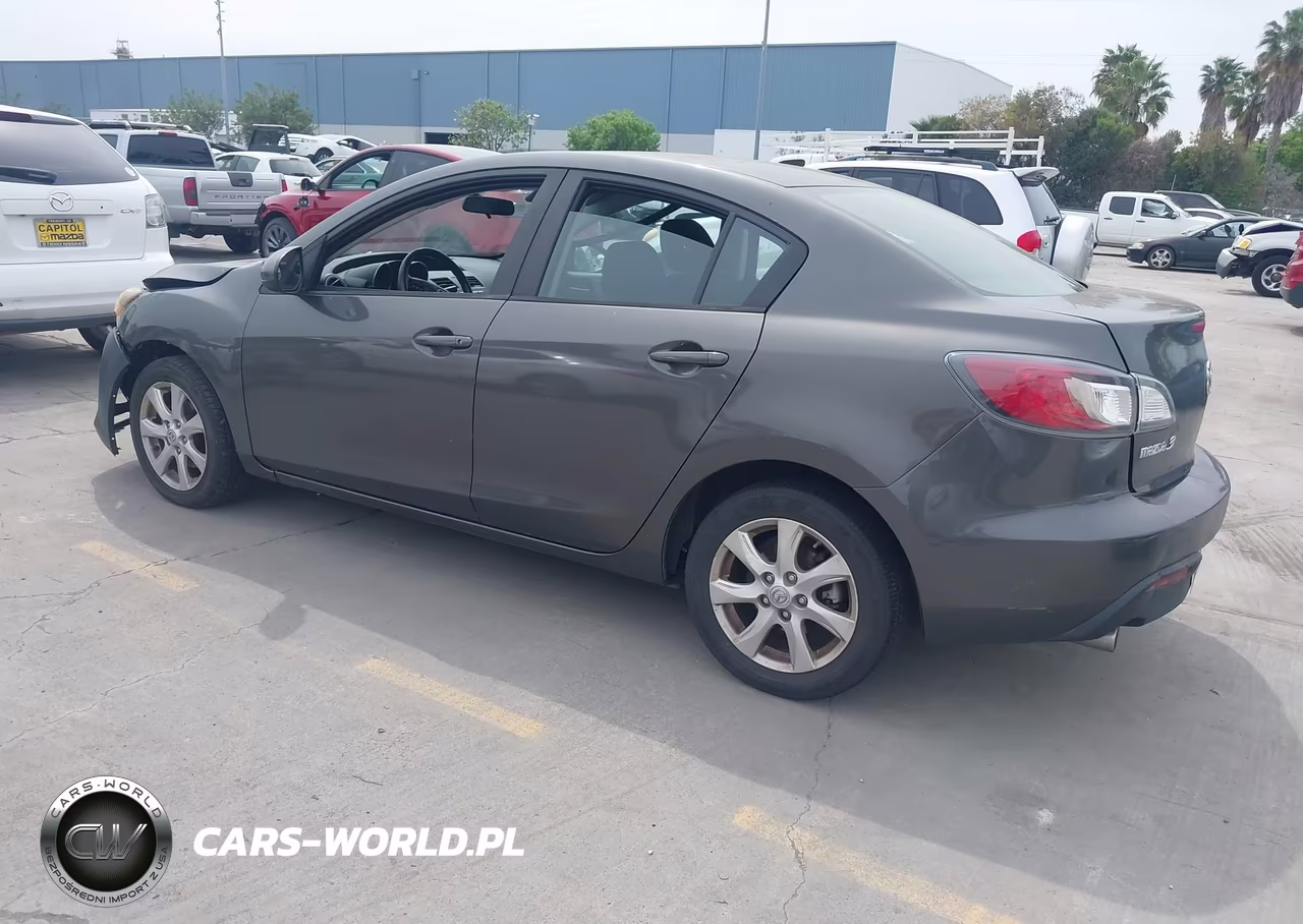 2011 Mazda Mazda3 I Touring VIN:JM1BL1VG7B1420413 - 3
