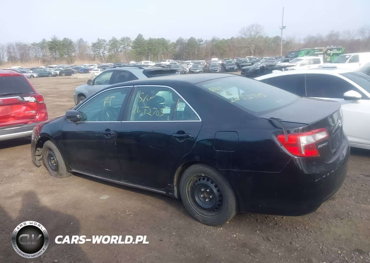 2013 Toyota Camry Le VIN:4T4BF1FK4DR326034 - 13