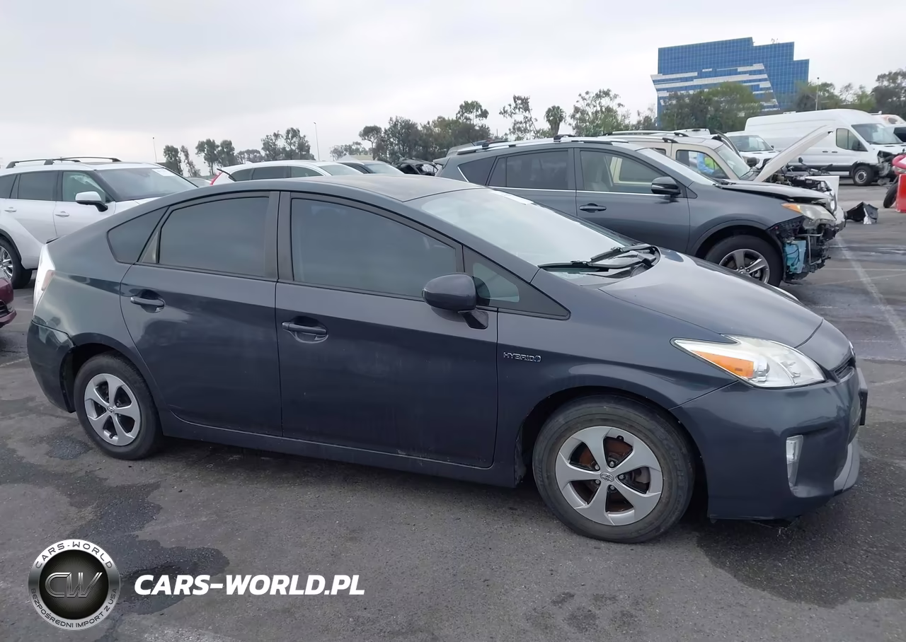 2012 Toyota Prius Two VIN:JTDKN3DU1C1486146 - 13