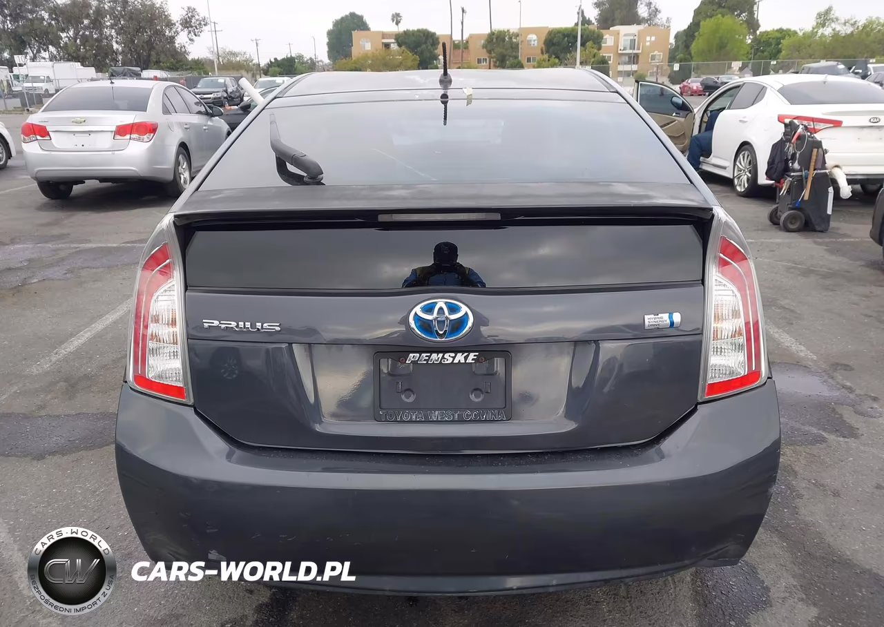 2012 Toyota Prius Two VIN:JTDKN3DU1C1486146 - 16