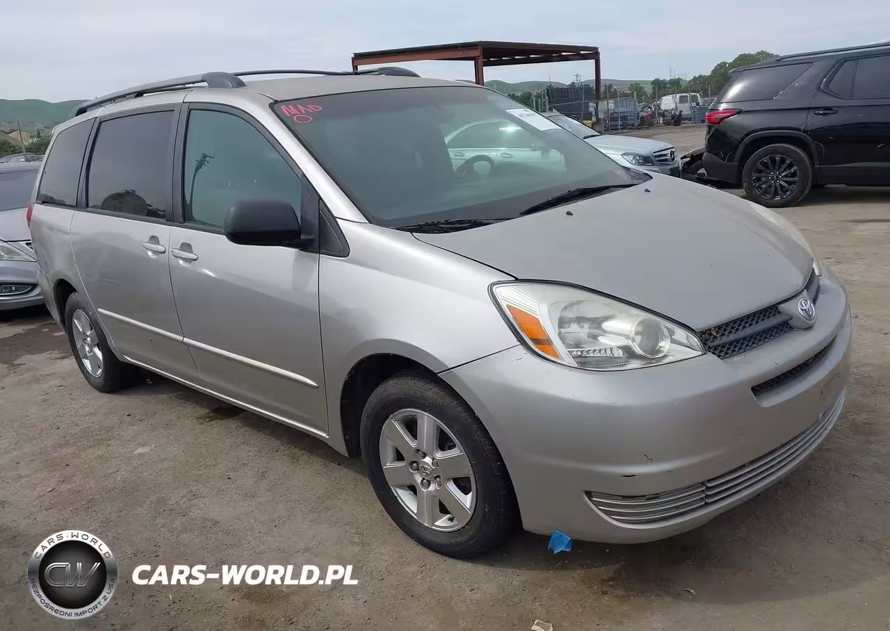 2004 Toyota Sienna Le