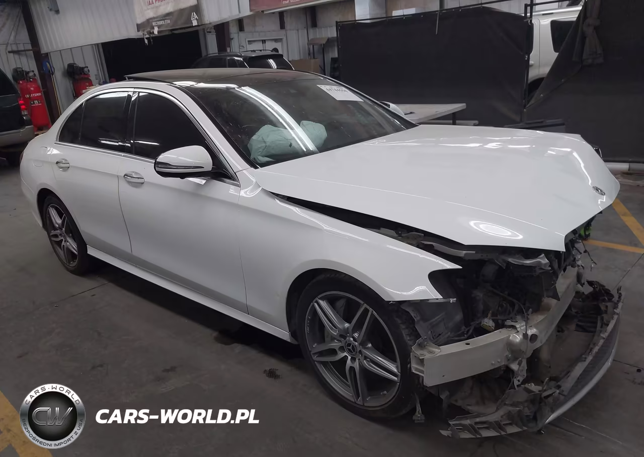 2019 Mercedes-Benz E 300
