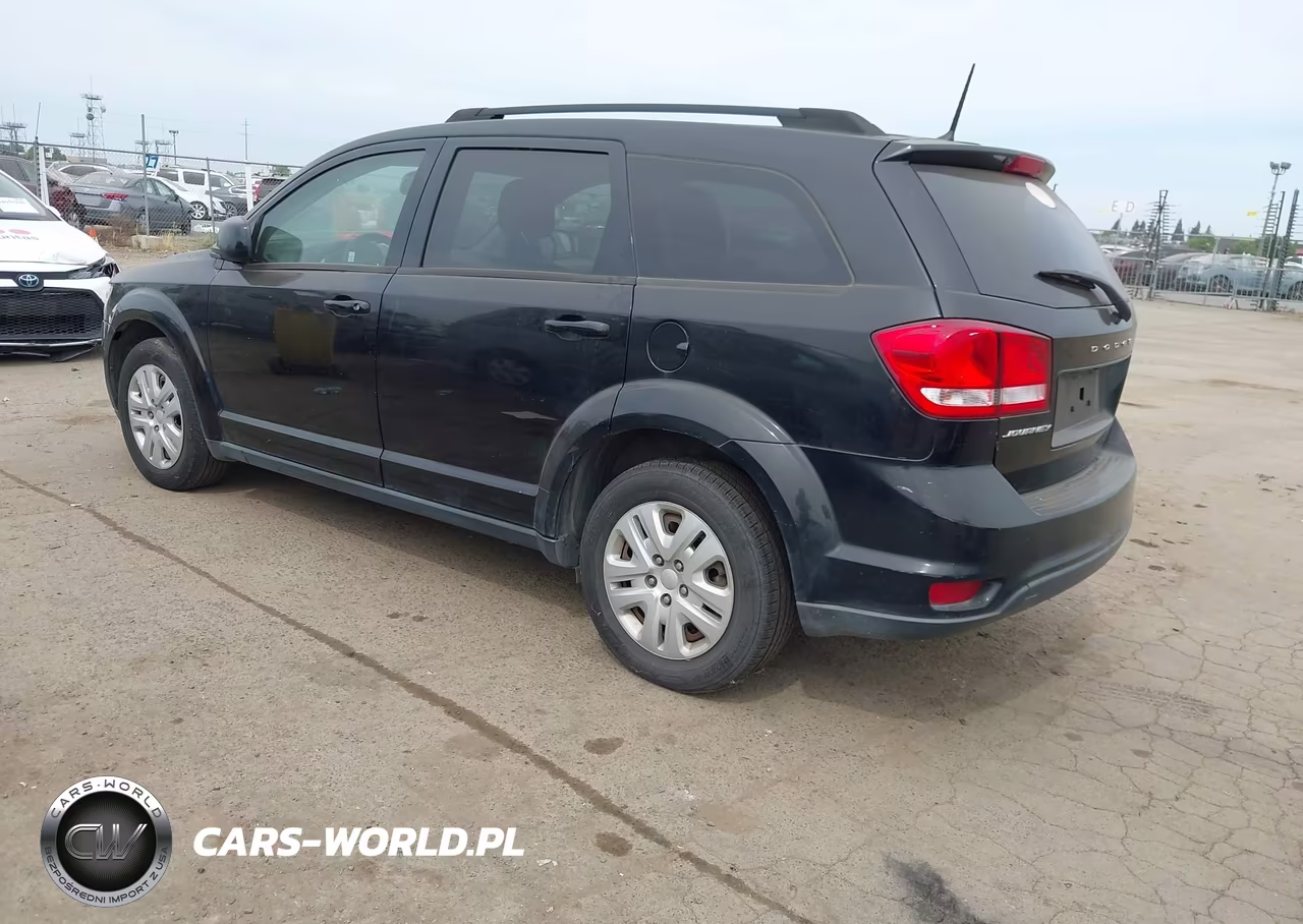 2019 Dodge Journey Se VIN:3C4PDCBB1KT737765 - 3