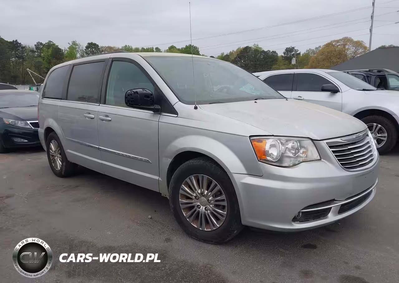 2011 Chrysler Town & Country Touring