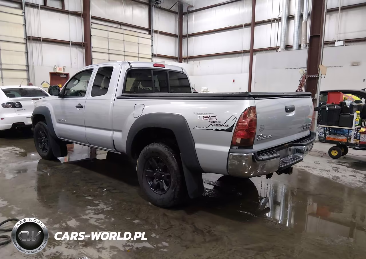 2008 Toyota Tacoma Prerunner V6 VIN:5TETU62N48Z585111 - 3