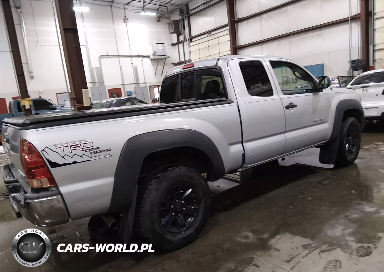 2008 Toyota Tacoma Prerunner V6 VIN:5TETU62N48Z585111 - 4