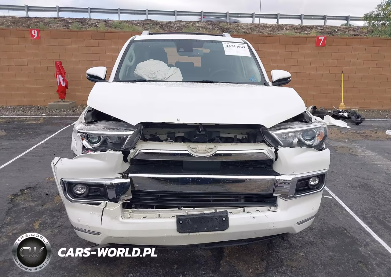 2021 Toyota 4Runner Limited VIN:JTEDU5JR9M5232438 - 11