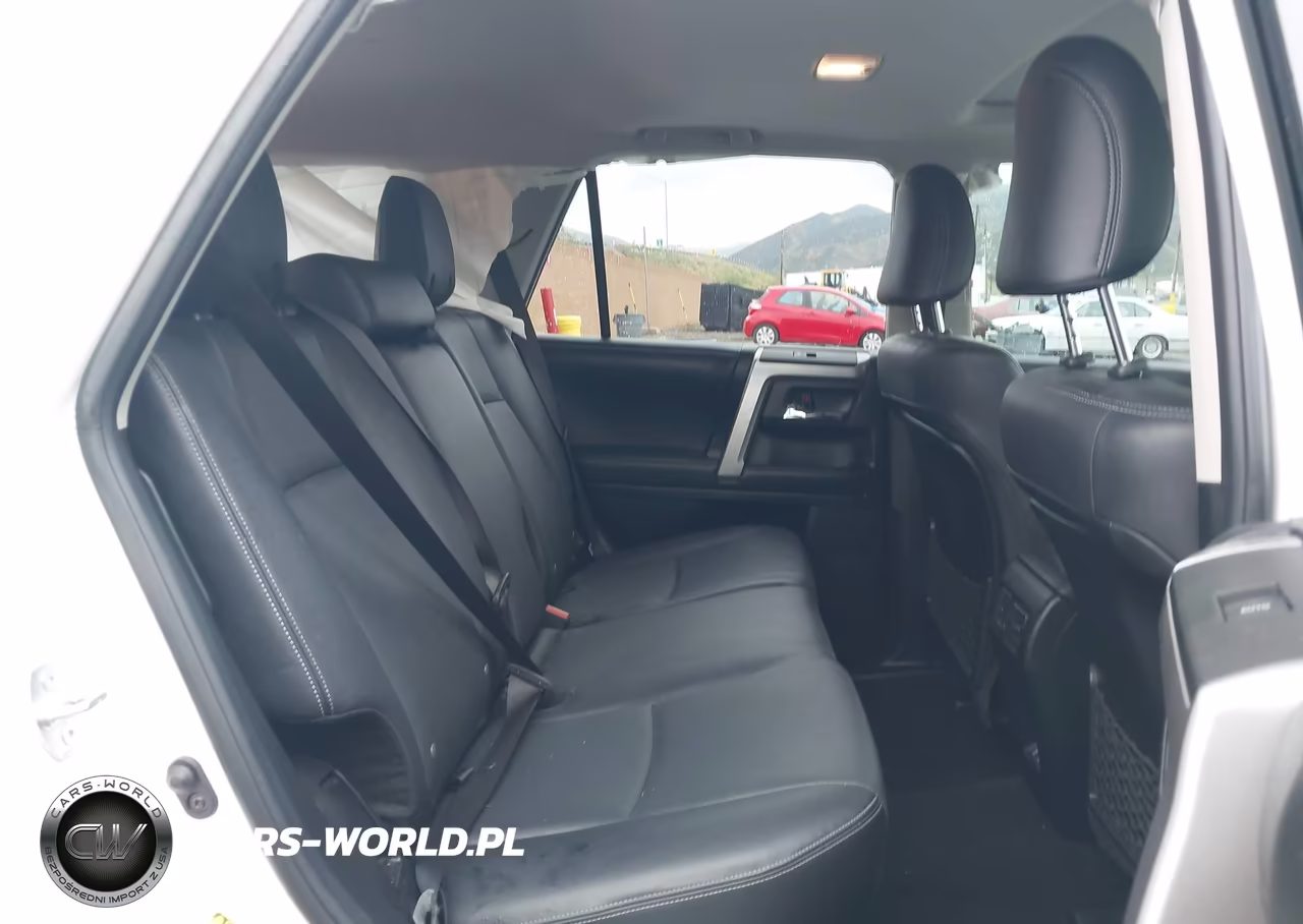 2021 Toyota 4Runner Limited VIN:JTEDU5JR9M5232438 - 8