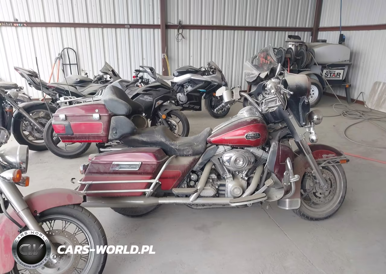 2008 Harley-Davidson Flhtcui VIN:1HD1FC4128Y679661 - 11