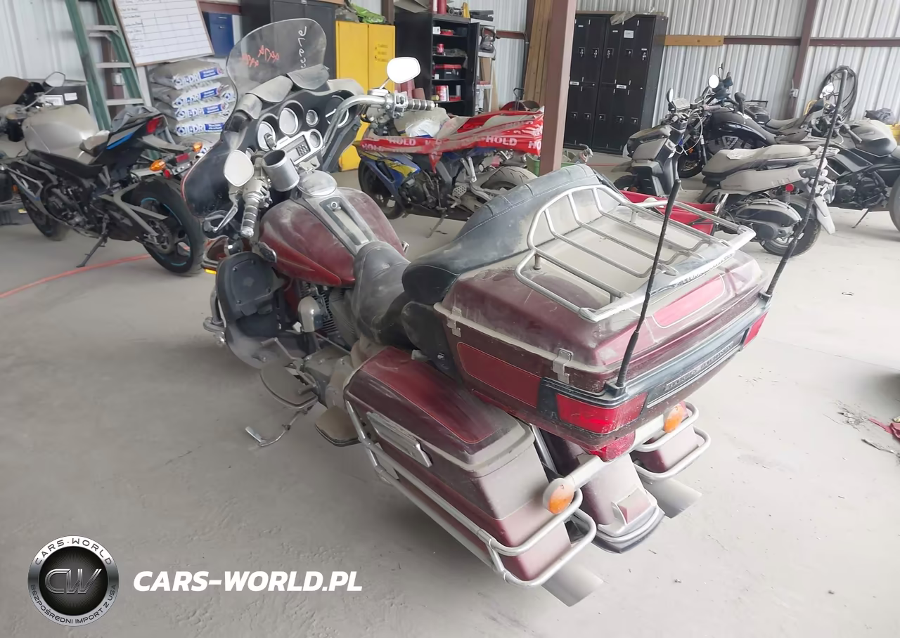 2008 Harley-Davidson Flhtcui VIN:1HD1FC4128Y679661 - 3