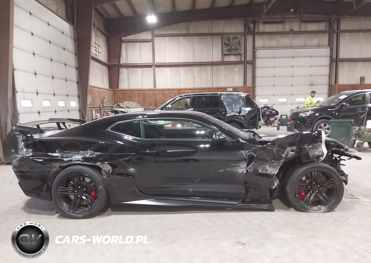 2018 Chevrolet Camaro Zl1 VIN:1G1FJ1R6XJ0132293 - 13