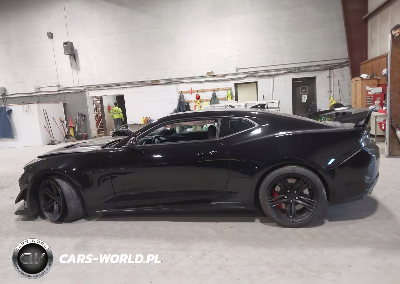 2018 Chevrolet Camaro Zl1 VIN:1G1FJ1R6XJ0132293 - 14