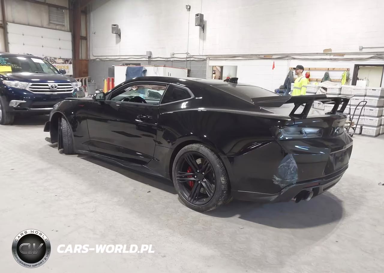 2018 Chevrolet Camaro Zl1 VIN:1G1FJ1R6XJ0132293 - 3
