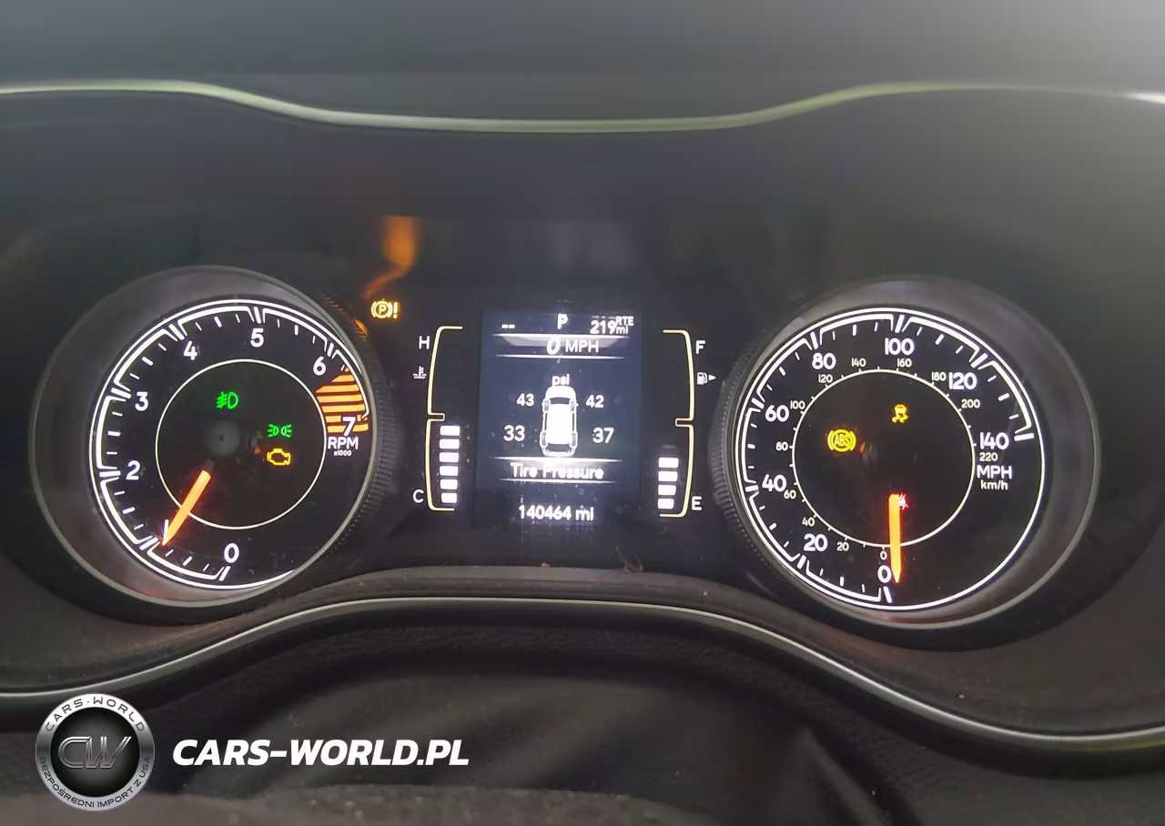 2019 Jeep Cherokee Altitude Fwd VIN:1C4PJLLB4KD392714 - 7