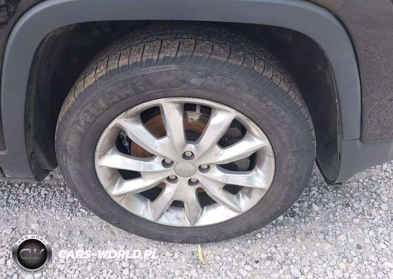 2017 Jeep Cherokee Limited 4X4 VIN:1C4PJMDB4HW606375 - 19