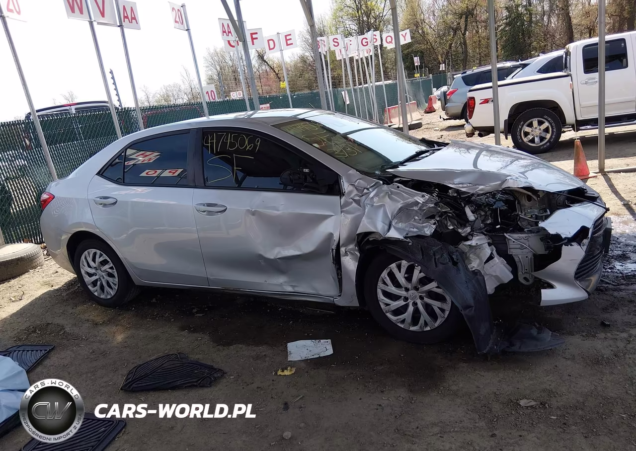 2019 Toyota Corolla Le VIN:5YFBURHE7KP875053 - 14