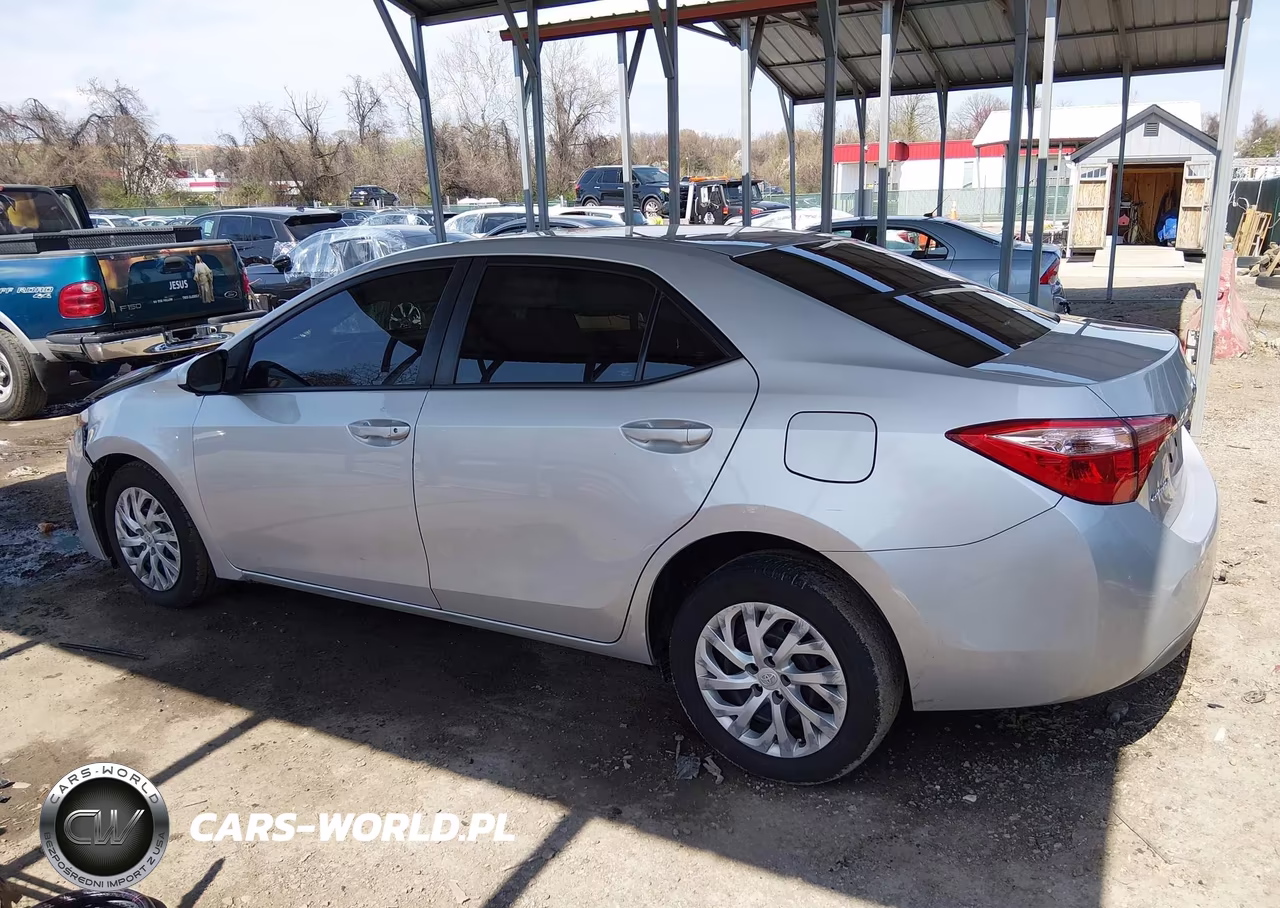 2019 Toyota Corolla Le VIN:5YFBURHE7KP875053 - 15