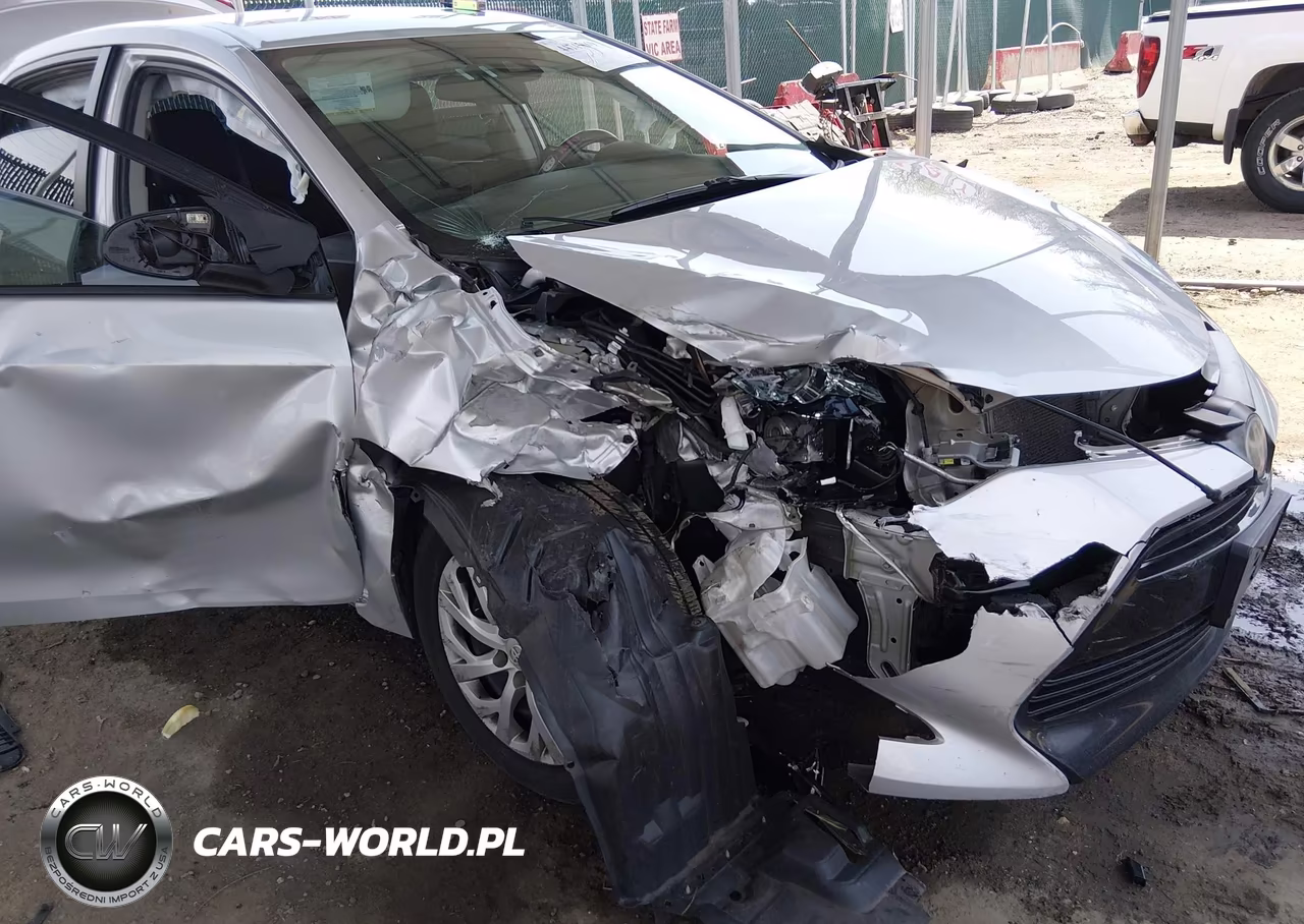 2019 Toyota Corolla Le VIN:5YFBURHE7KP875053 - 6