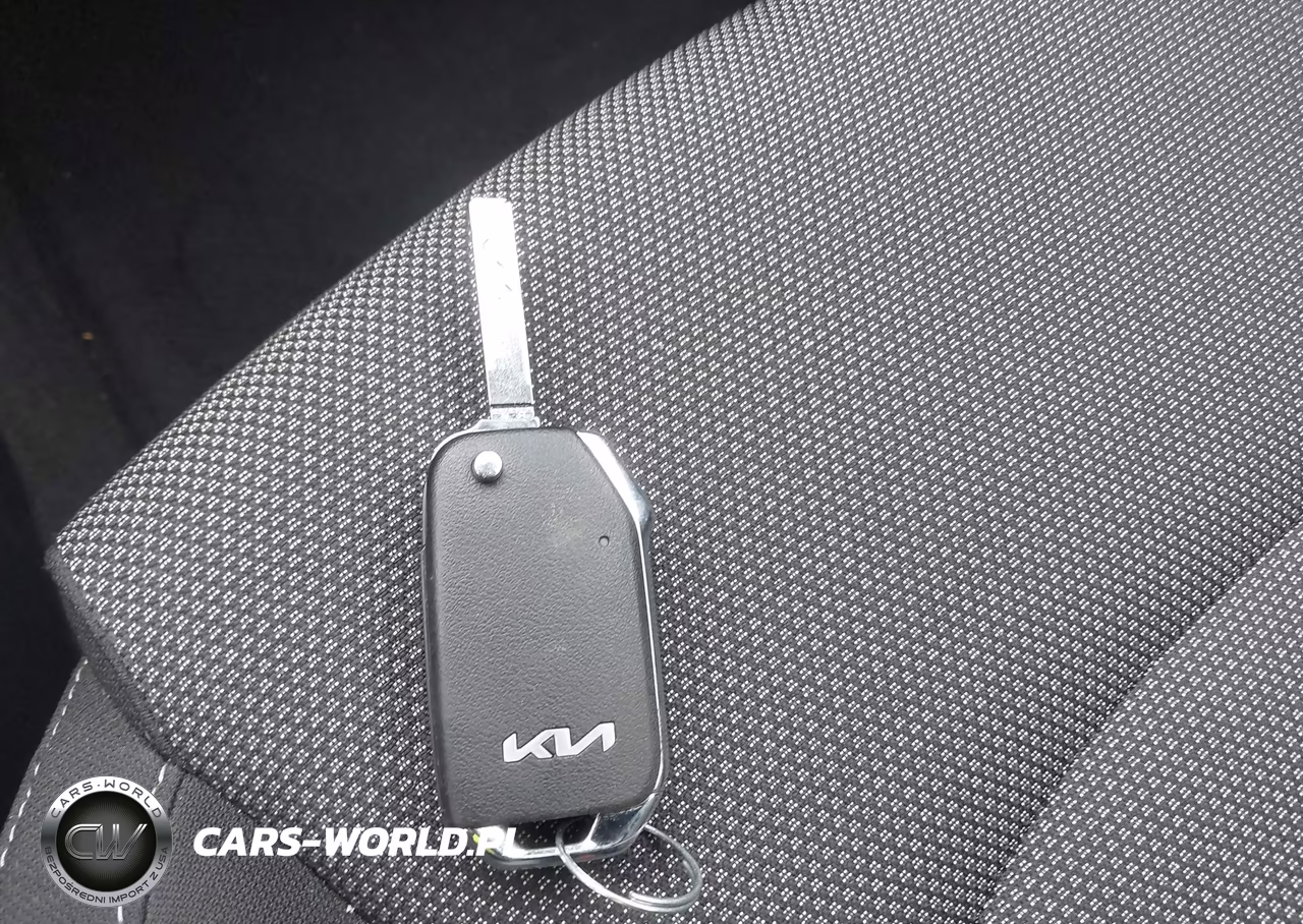 2024 Kia Forte Lxs VIN:3KPF24AD9RE841140 - 11