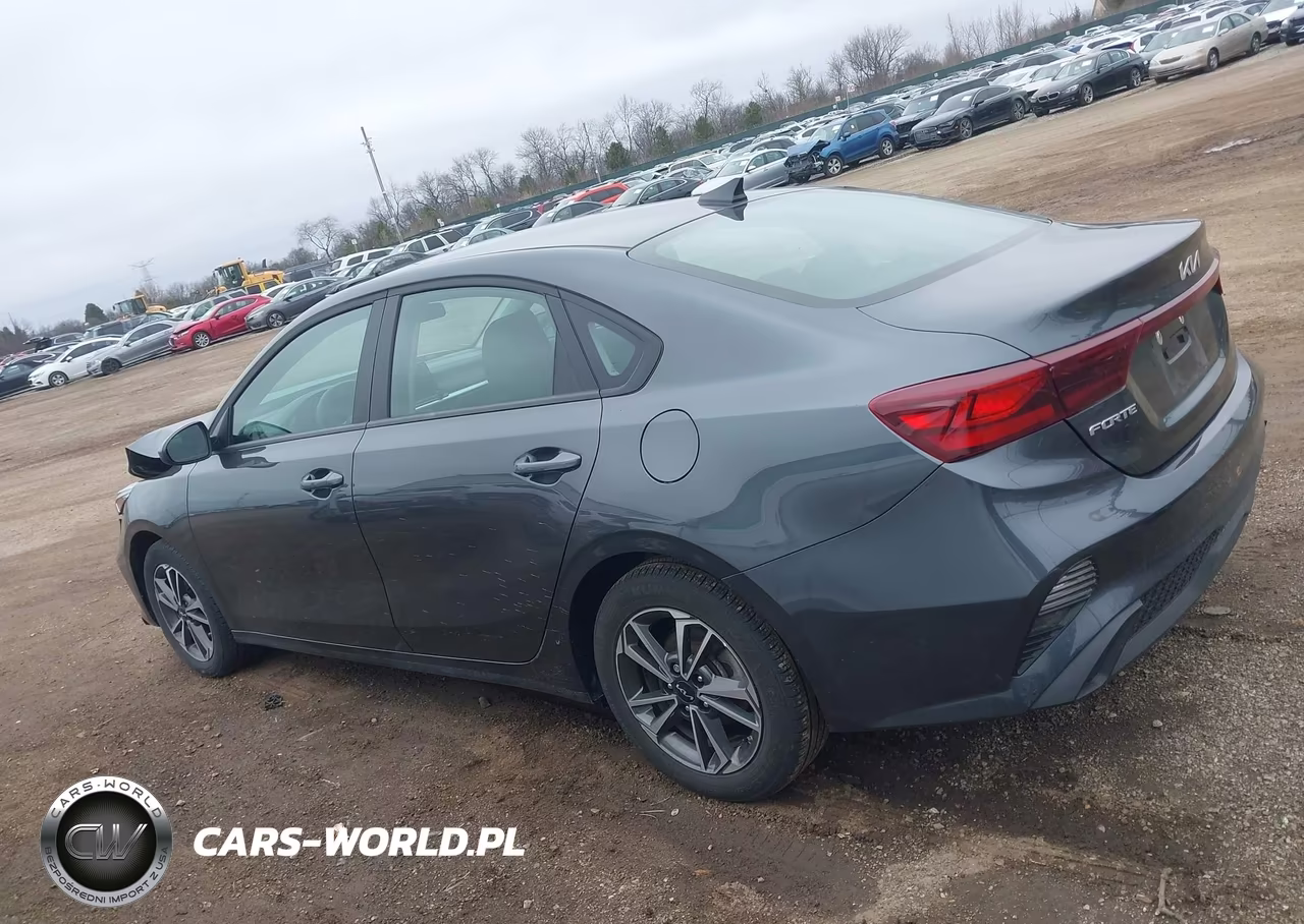 2024 Kia Forte Lxs VIN:3KPF24AD9RE841140 - 14