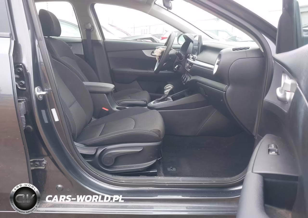 2024 Kia Forte Lxs VIN:3KPF24AD9RE841140 - 5