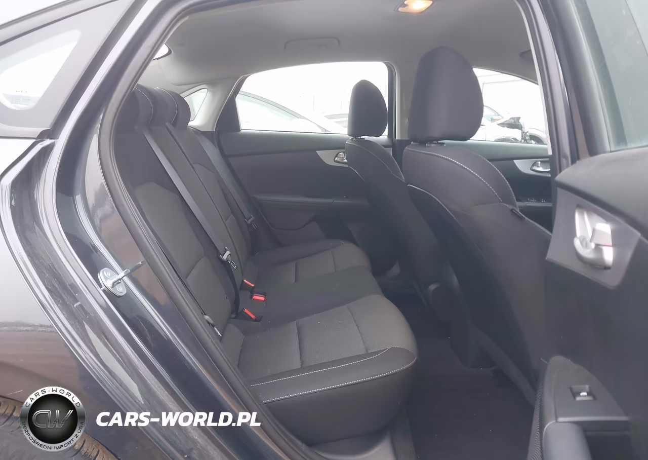 2024 Kia Forte Lxs VIN:3KPF24AD9RE841140 - 8