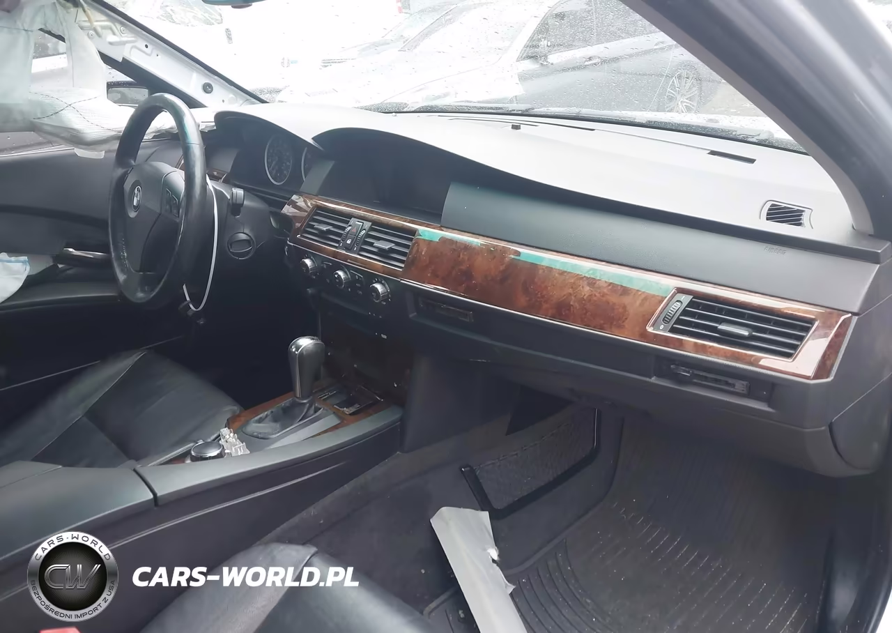 2007 BMW 530Xi VIN:WBANF73587CY16576 - 5
