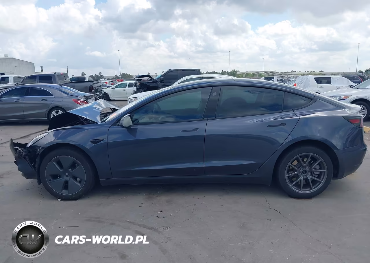 2022 Tesla Model 3 Long Range Dual Motor All-Wheel Drive VIN:5YJ3E1EB3NF170814 - 14