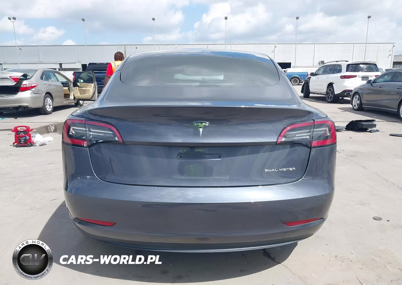 2022 Tesla Model 3 Long Range Dual Motor All-Wheel Drive VIN:5YJ3E1EB3NF170814 - 16